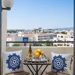 2b By Beach&alvor Centre With Pools & Ac