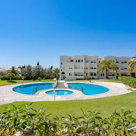 アパート 2b By Beach&alvor Centre With Pools & Ac アルヴォル