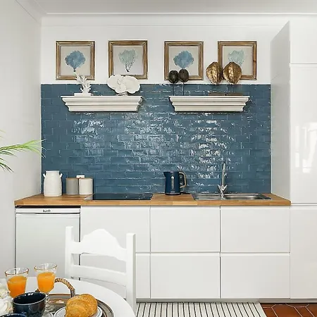 2b By Beach&alvor Centre With Pools & Ac *