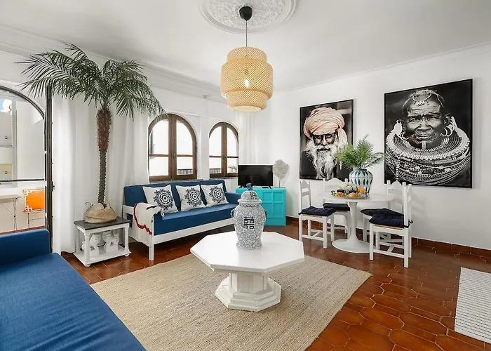 2b By Beach&alvor Centre With Pools & Ac *