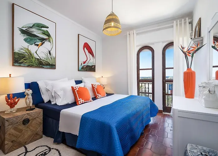 2b By Beach&alvor Centre With Pools & Ac