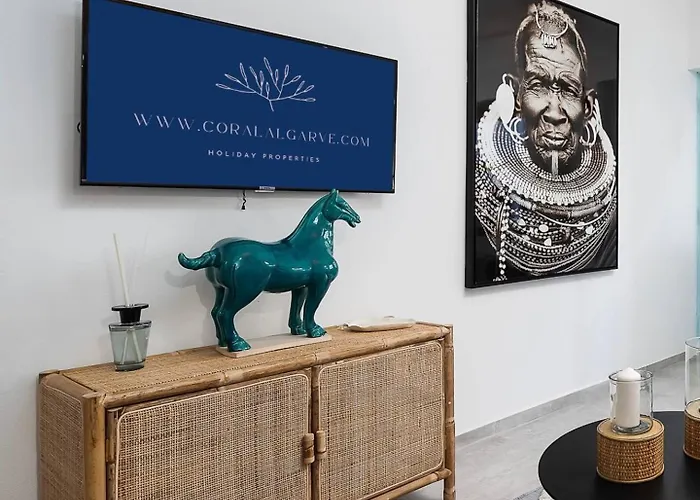 2b By Beach&alvor Centre With Pools & Ac Lägenhet *