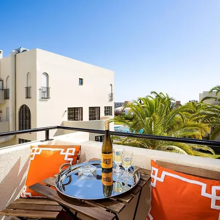 2b By Beach&alvor Centre With Pools & Ac